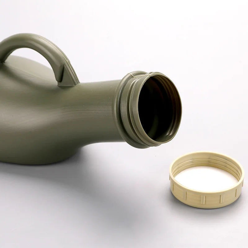 Portable Plastic Urinal Bottle with Cap